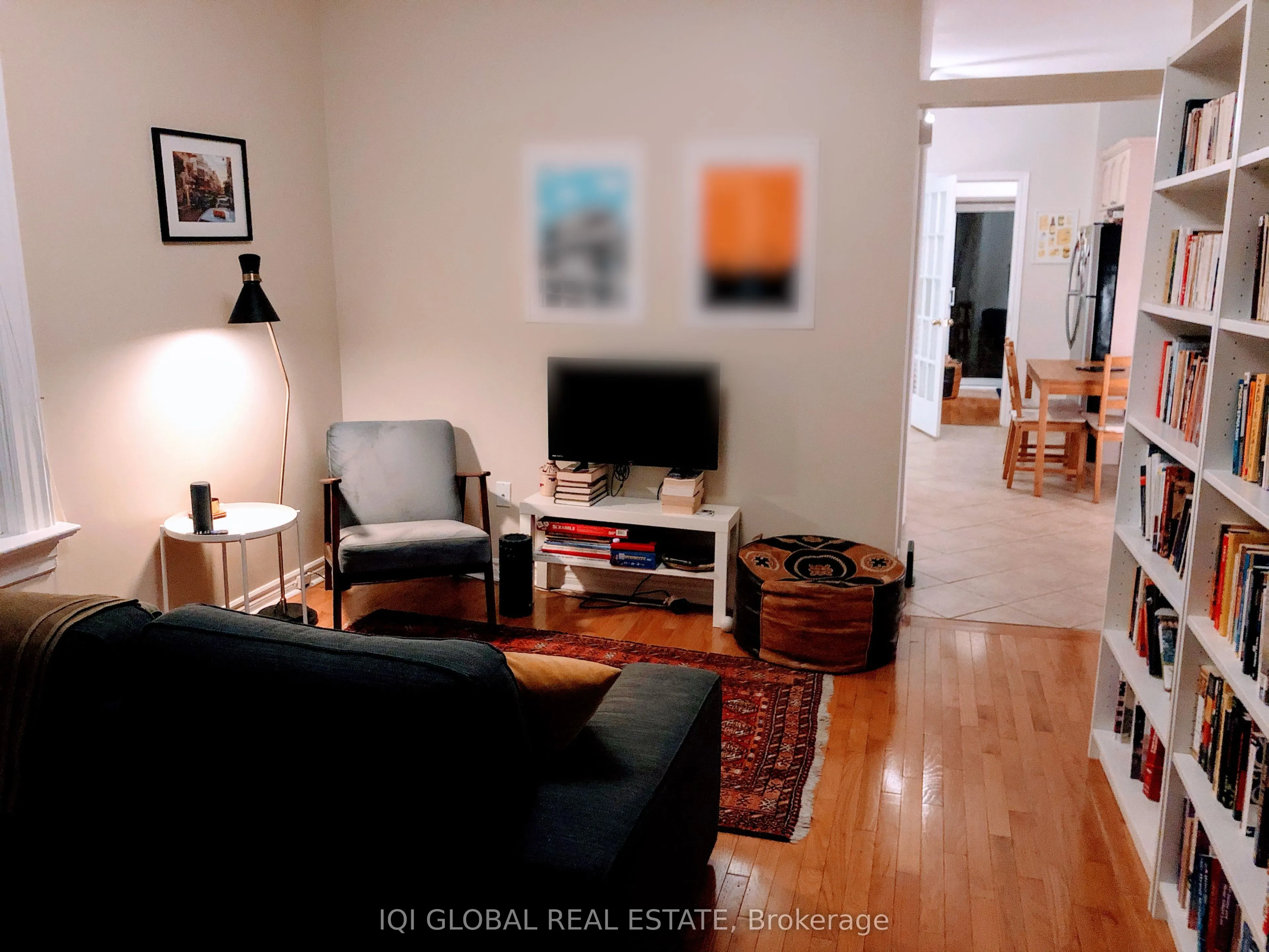 34 Barton Avenue, #Main Floor