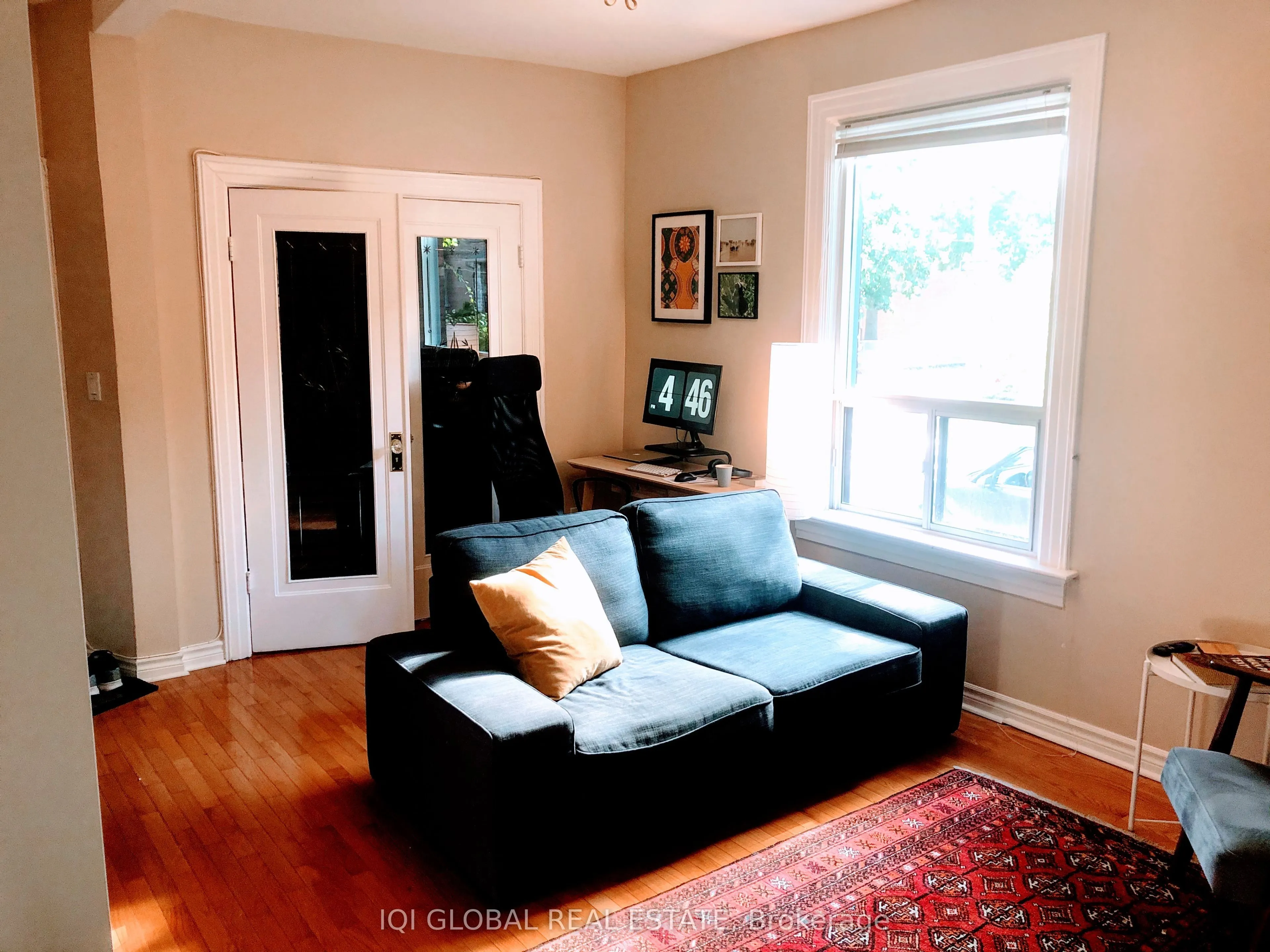 34 Barton Avenue, #Main Floor