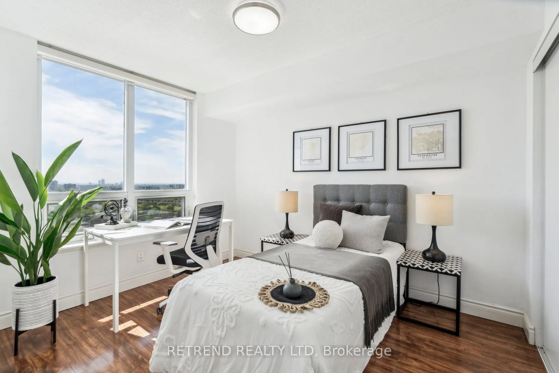 15 Greenview Avenue, #2111