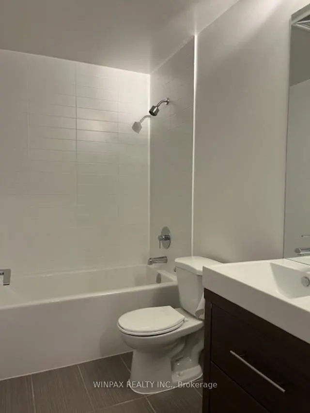 66 Forest Manor Road, #1401