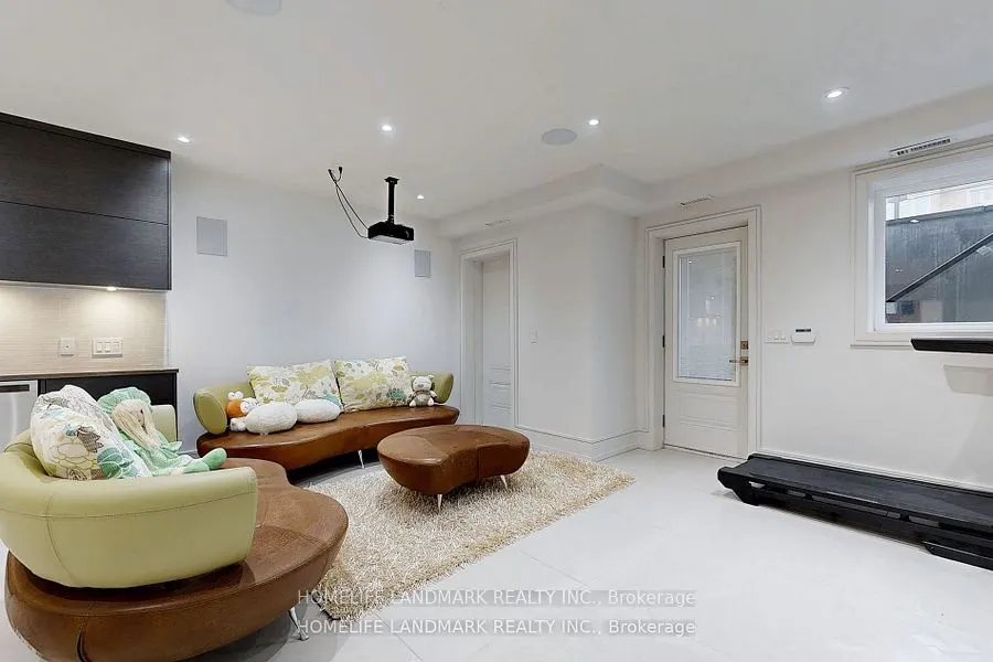 301 Jedburgh Road