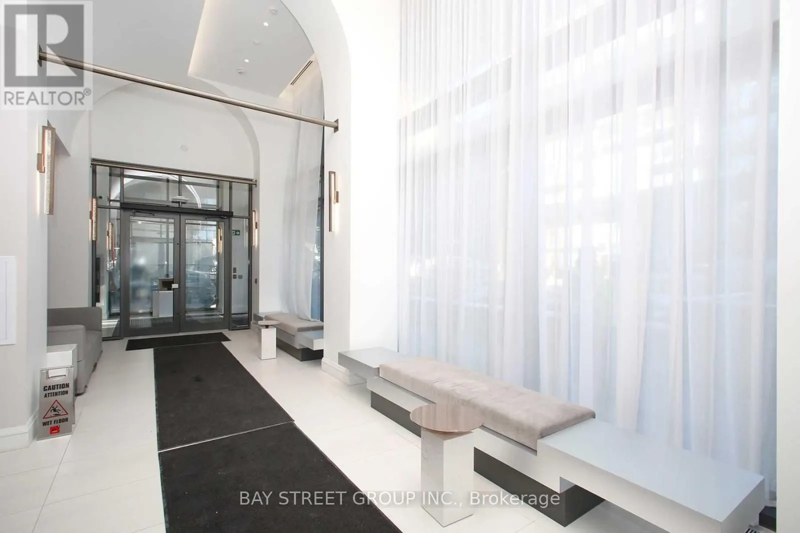 39 Roehampton Avenue, #1306