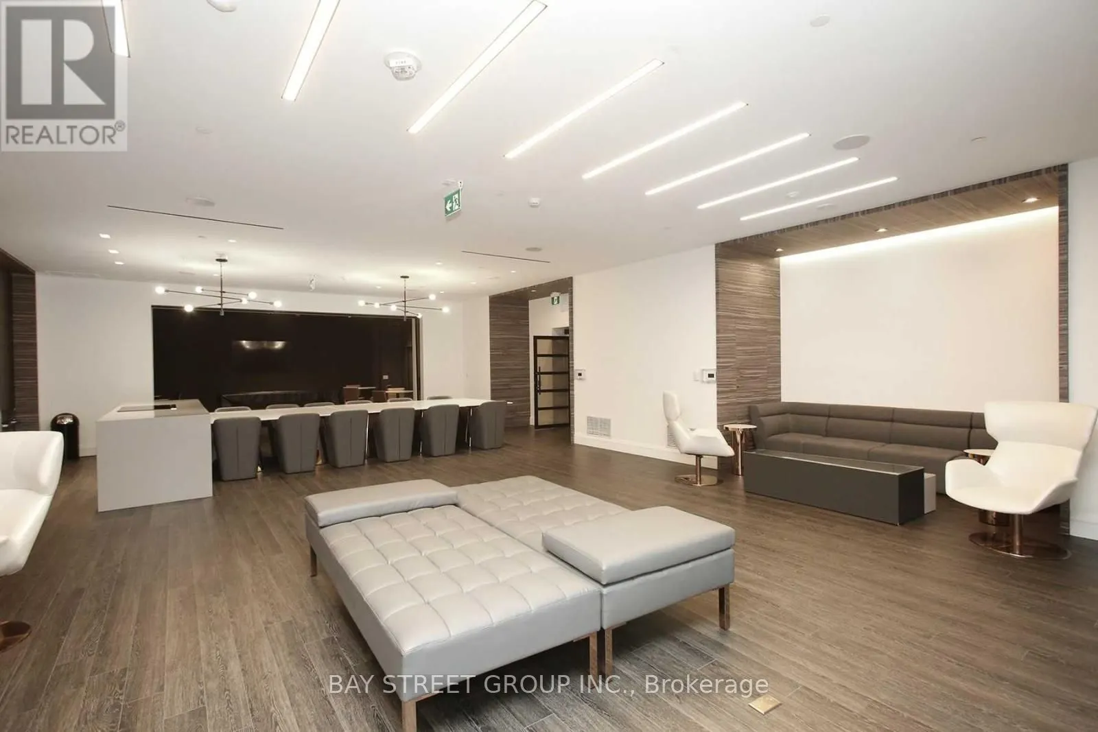 39 Roehampton Avenue, #1306