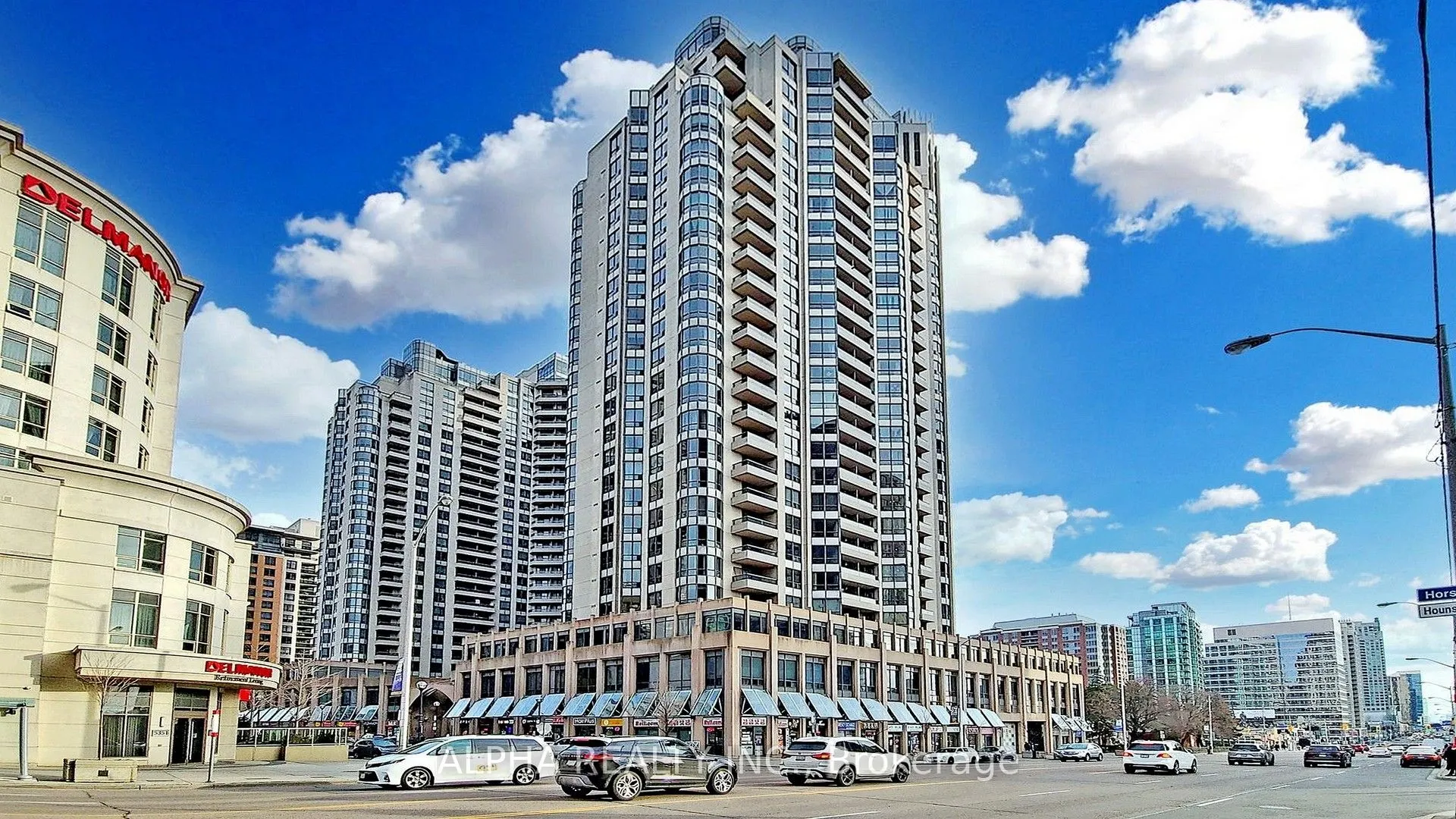 15 Northtown Way, #2228