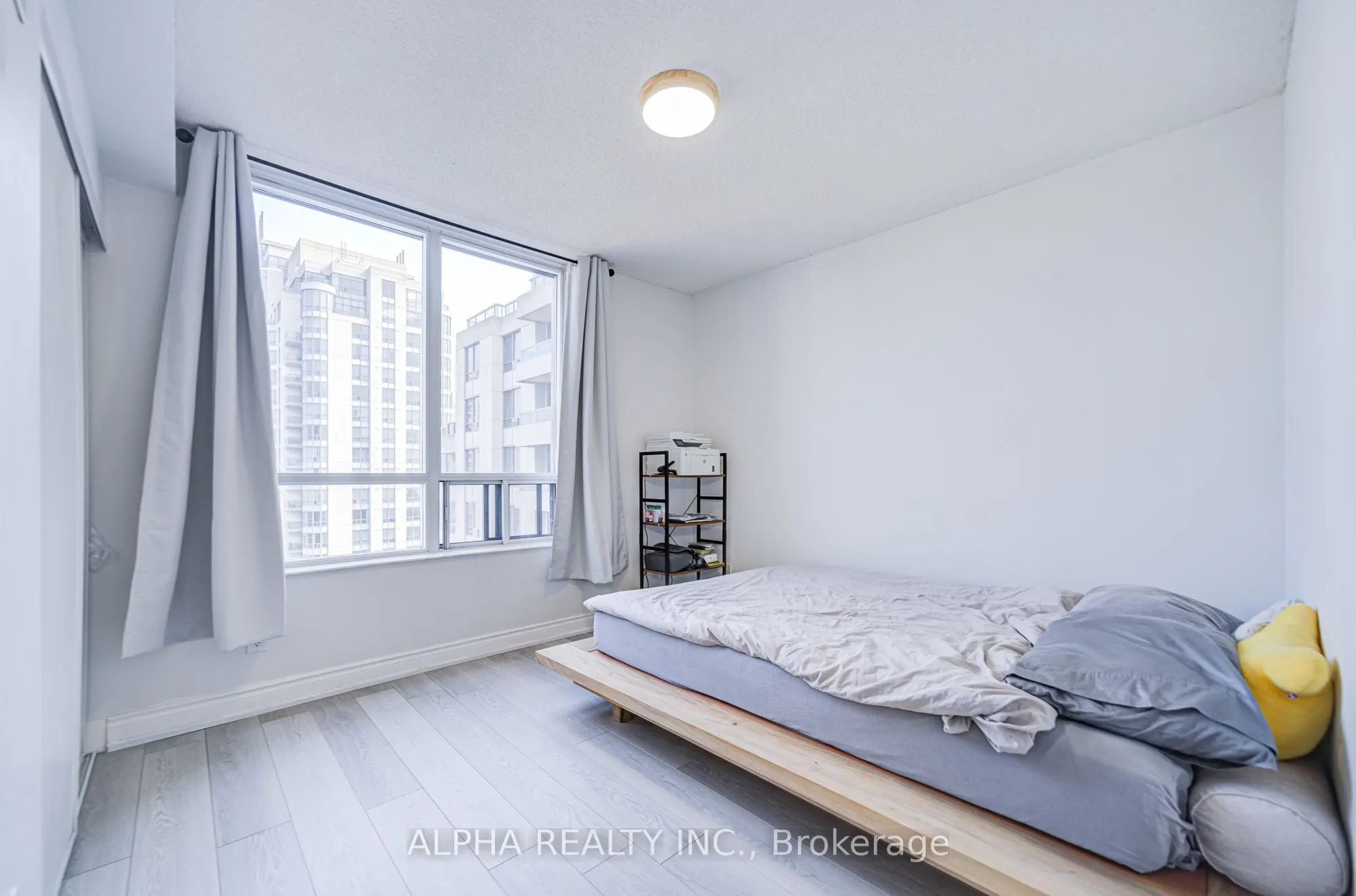 15 Northtown Way, #2228