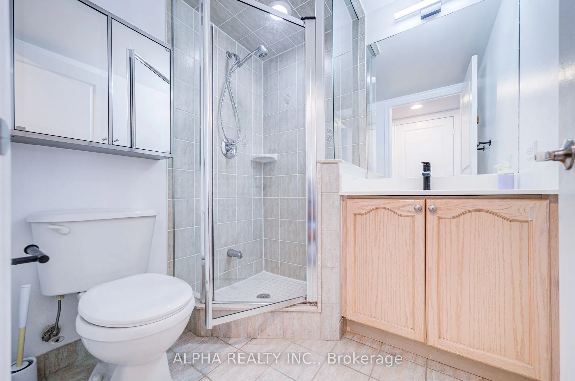 15 Northtown Way, #2228