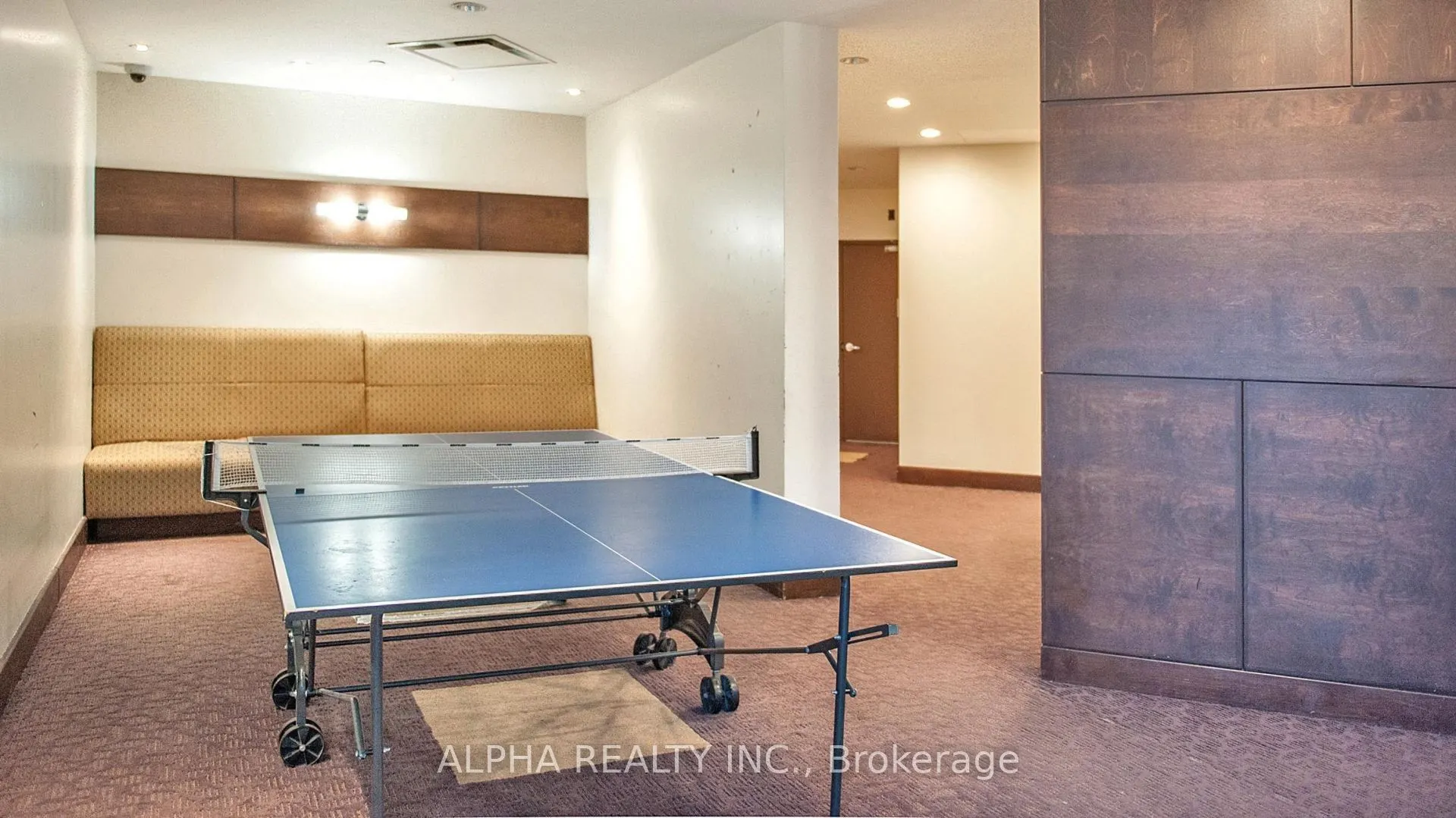 15 Northtown Way, #2228