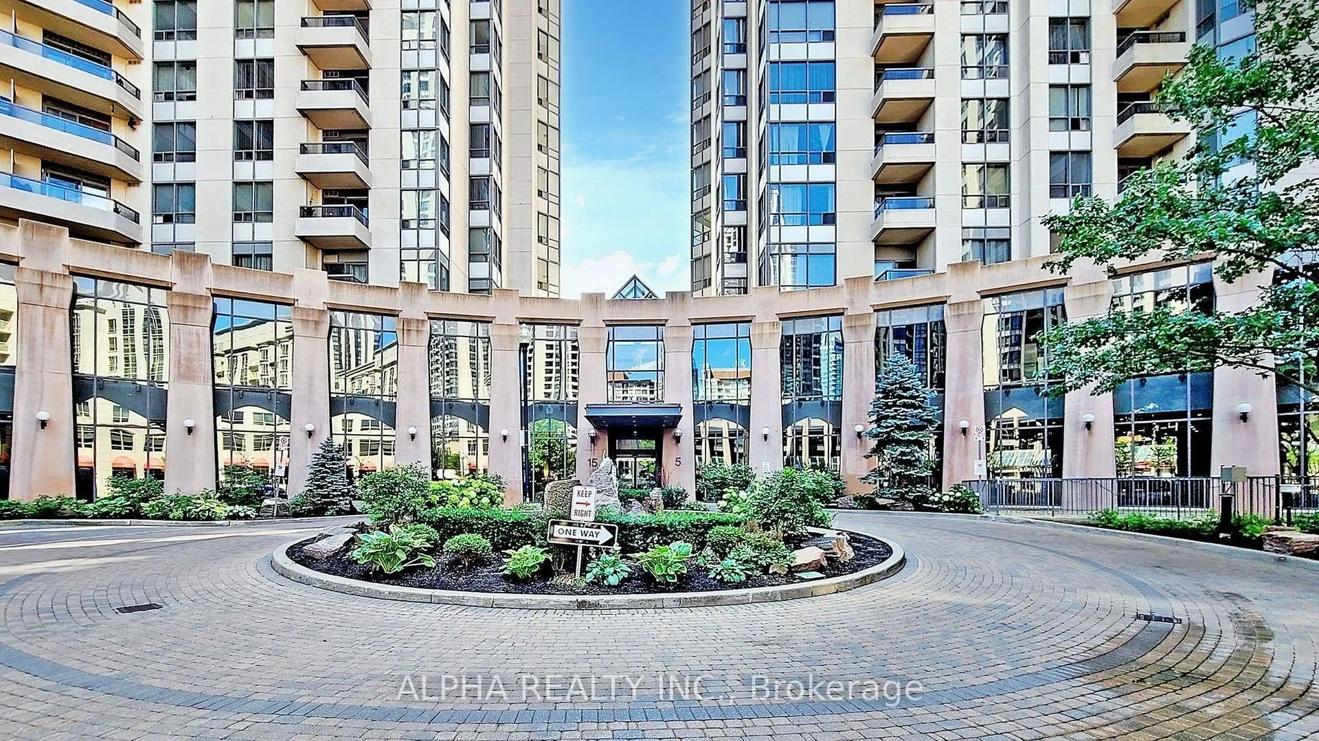 15 Northtown Way, #2228