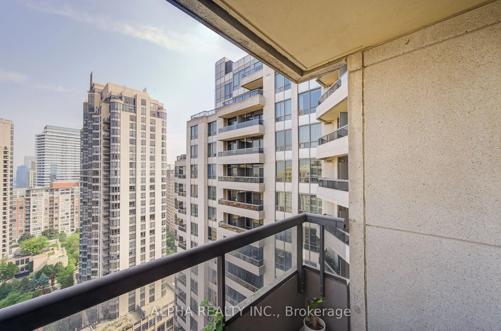 15 Northtown Way, #2228