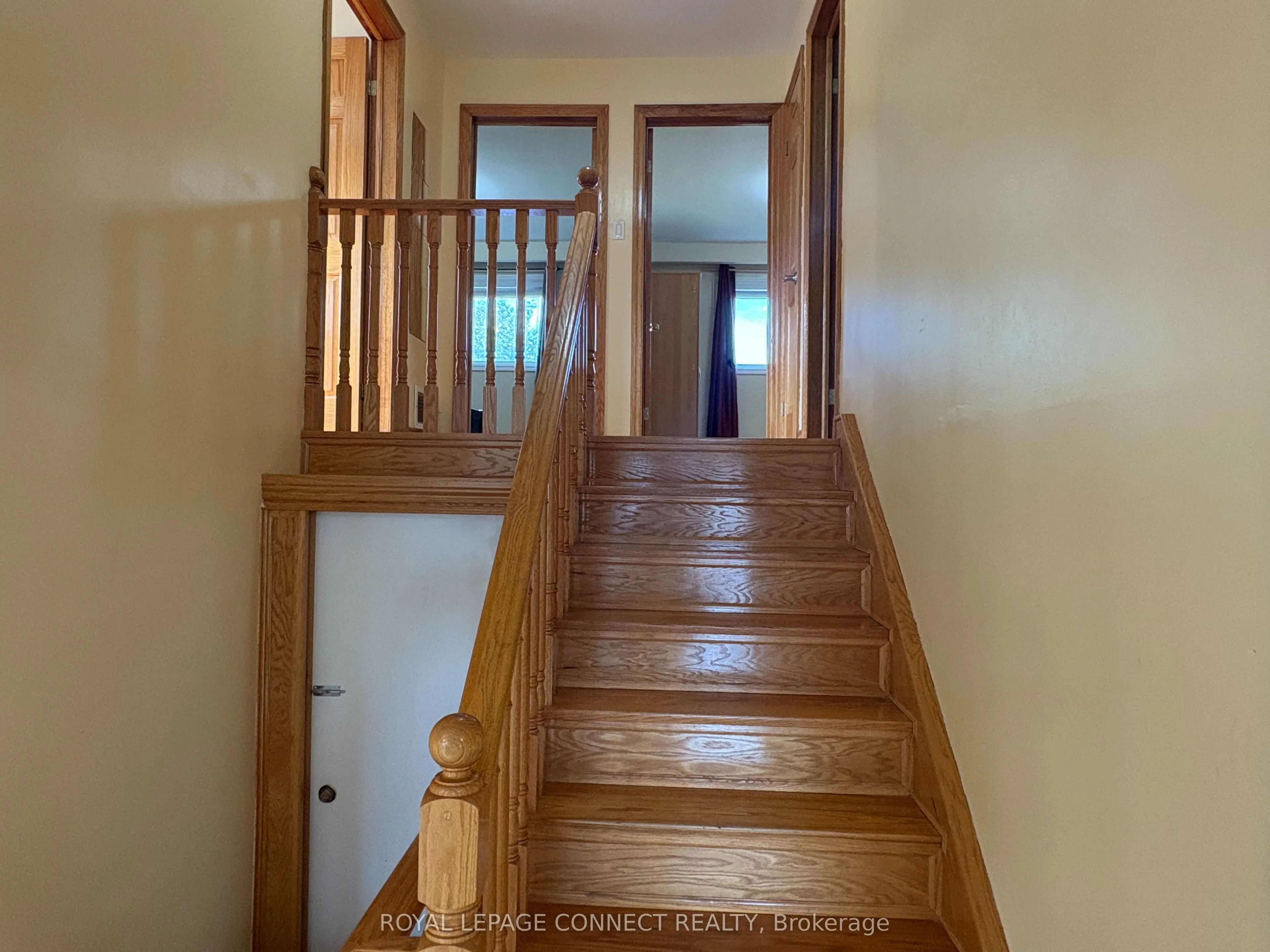 58 Navaho Drive, #Upper
