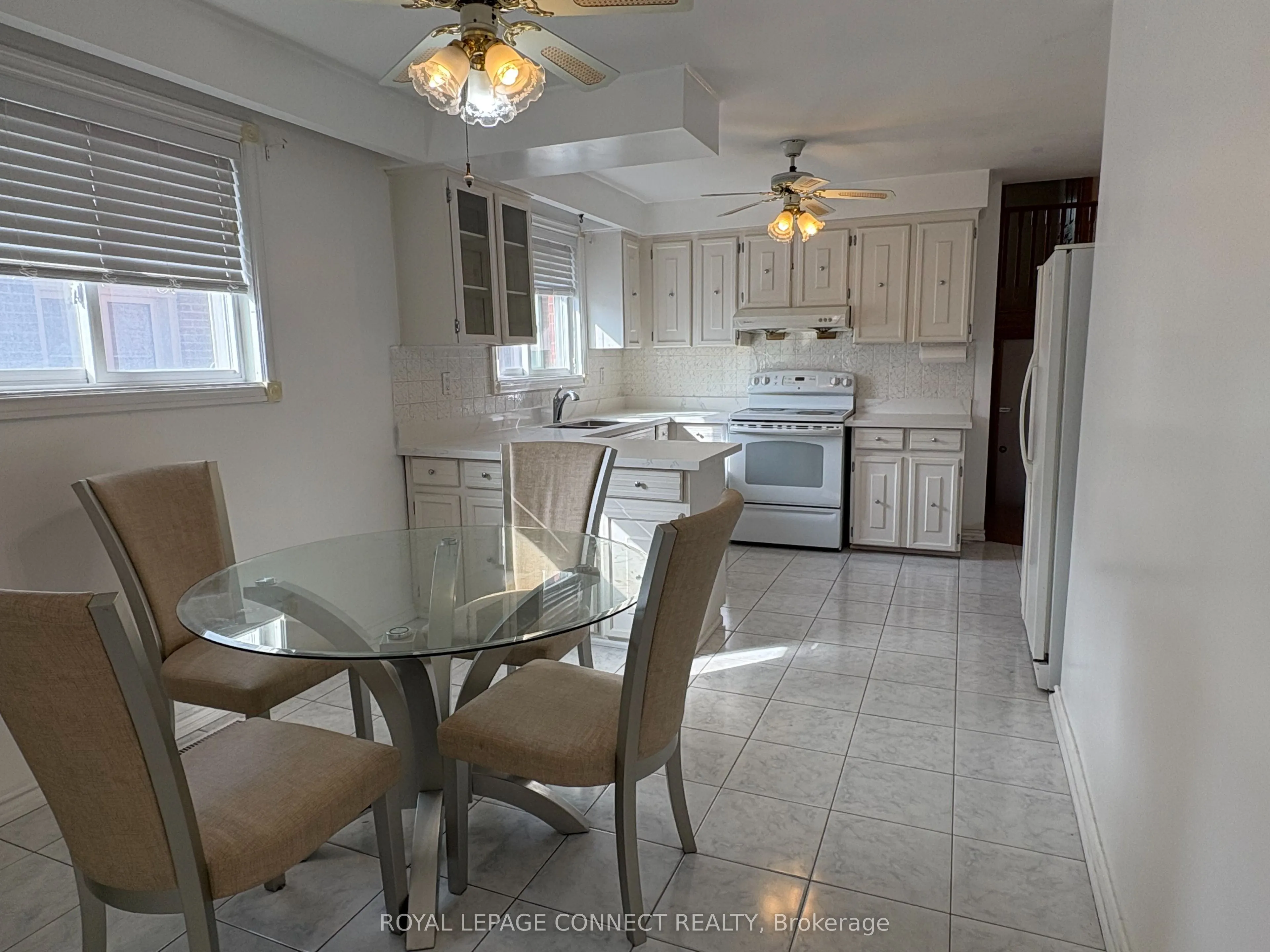 58 Navaho Drive, #Upper