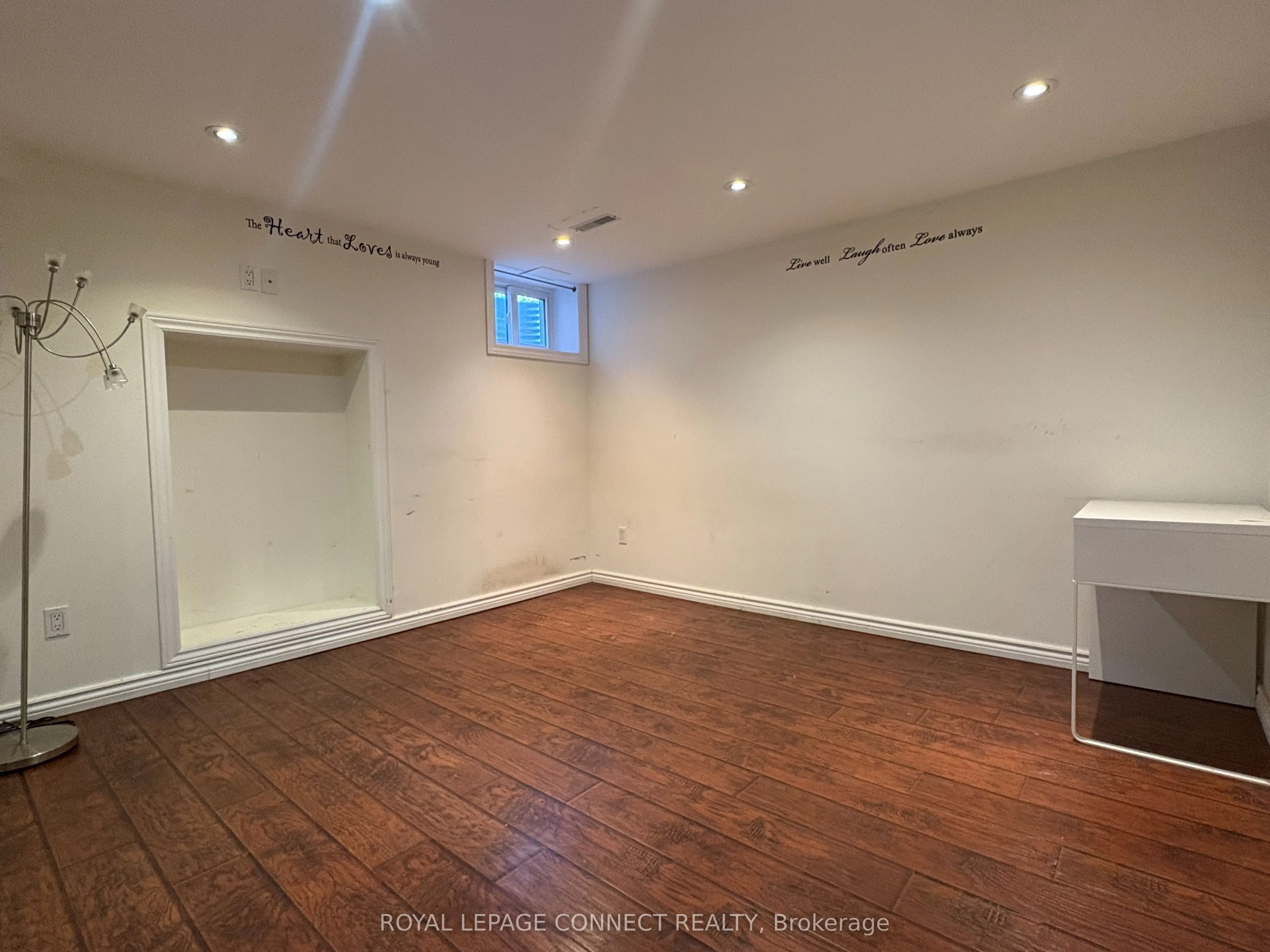 58 Navaho Drive, #Lower