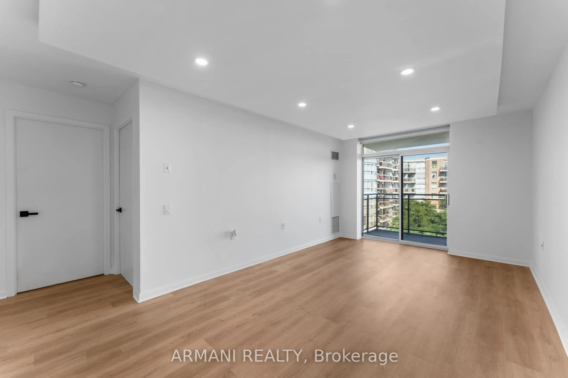 650 Lawrence Avenue W, #608