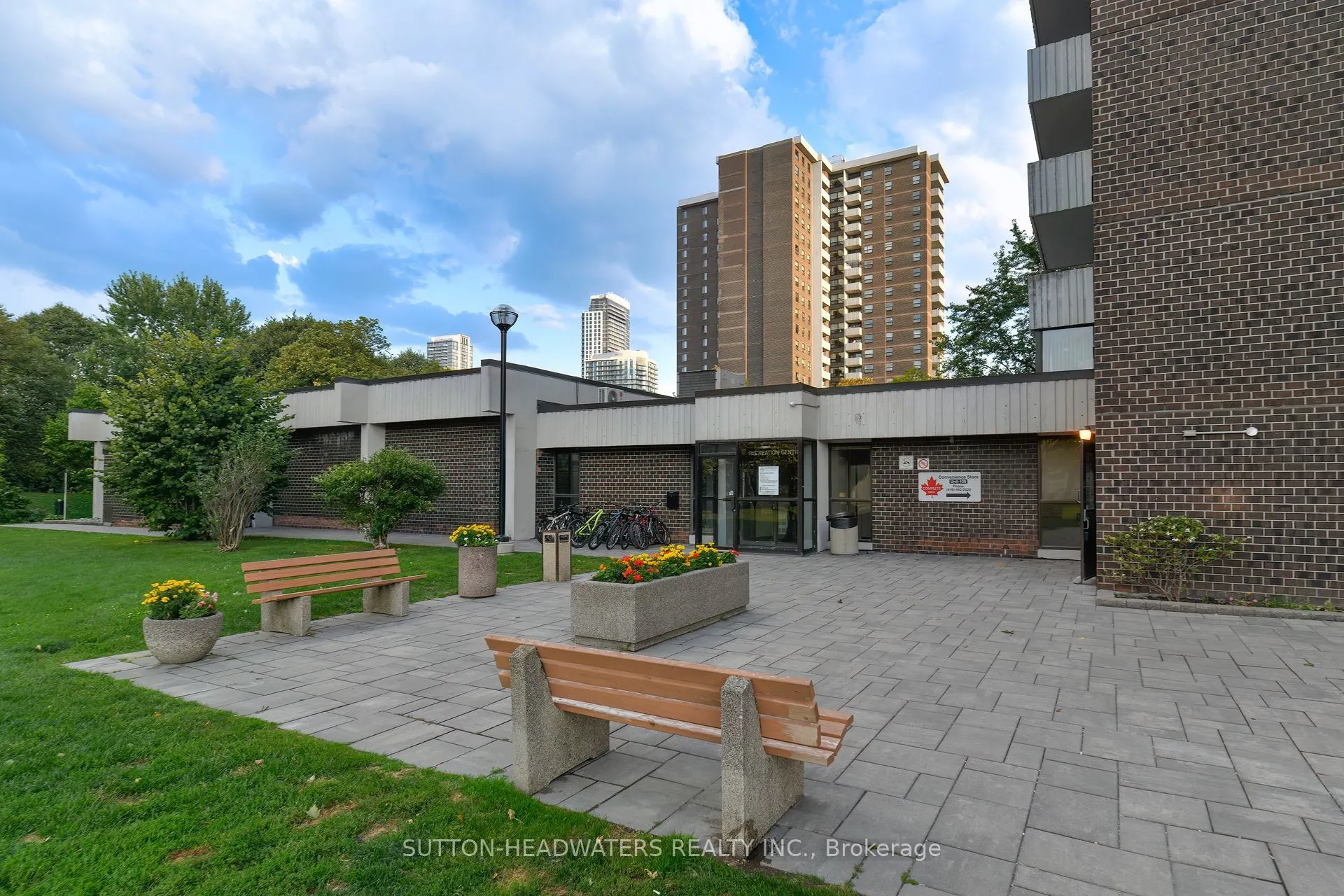 5 Old Sheppard Avenue, #2306