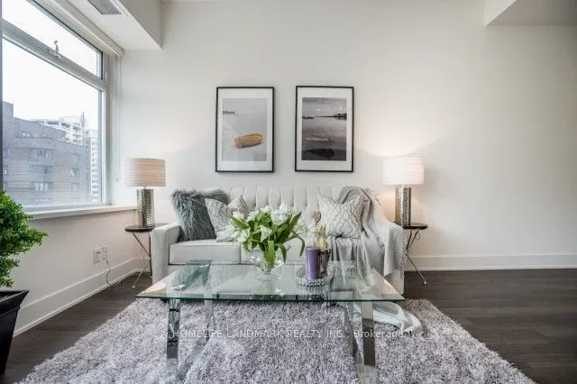 111 St Clair Avenue W, #504