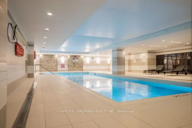 111 St Clair Avenue W, #504