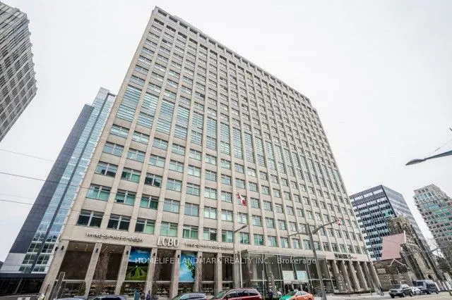 111 St Clair Avenue W, #504