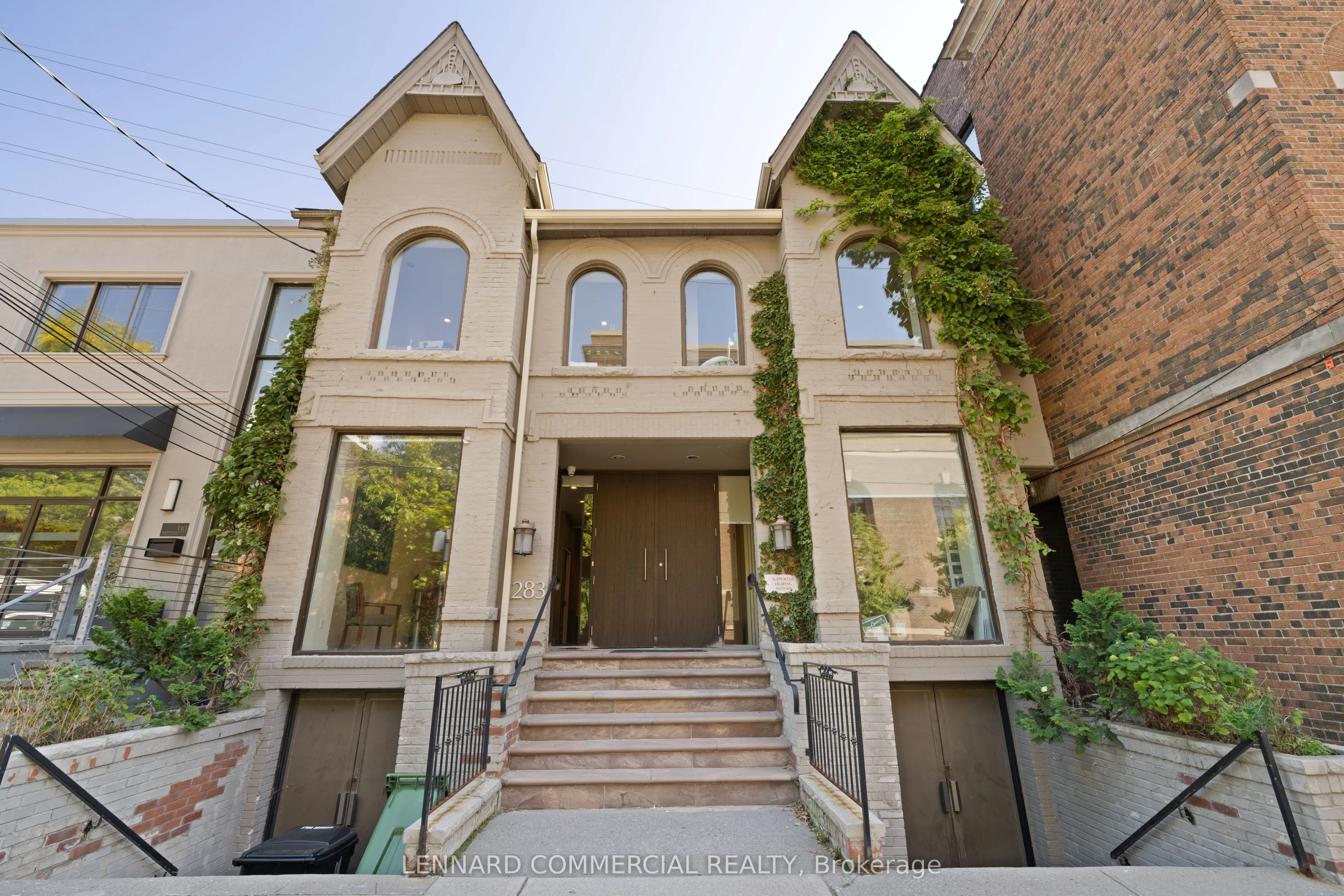 283 Macpherson Avenue