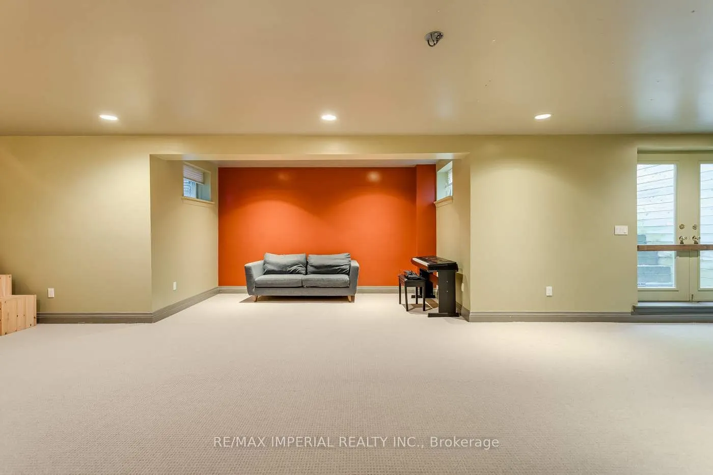 270 Spring Garden Avenue