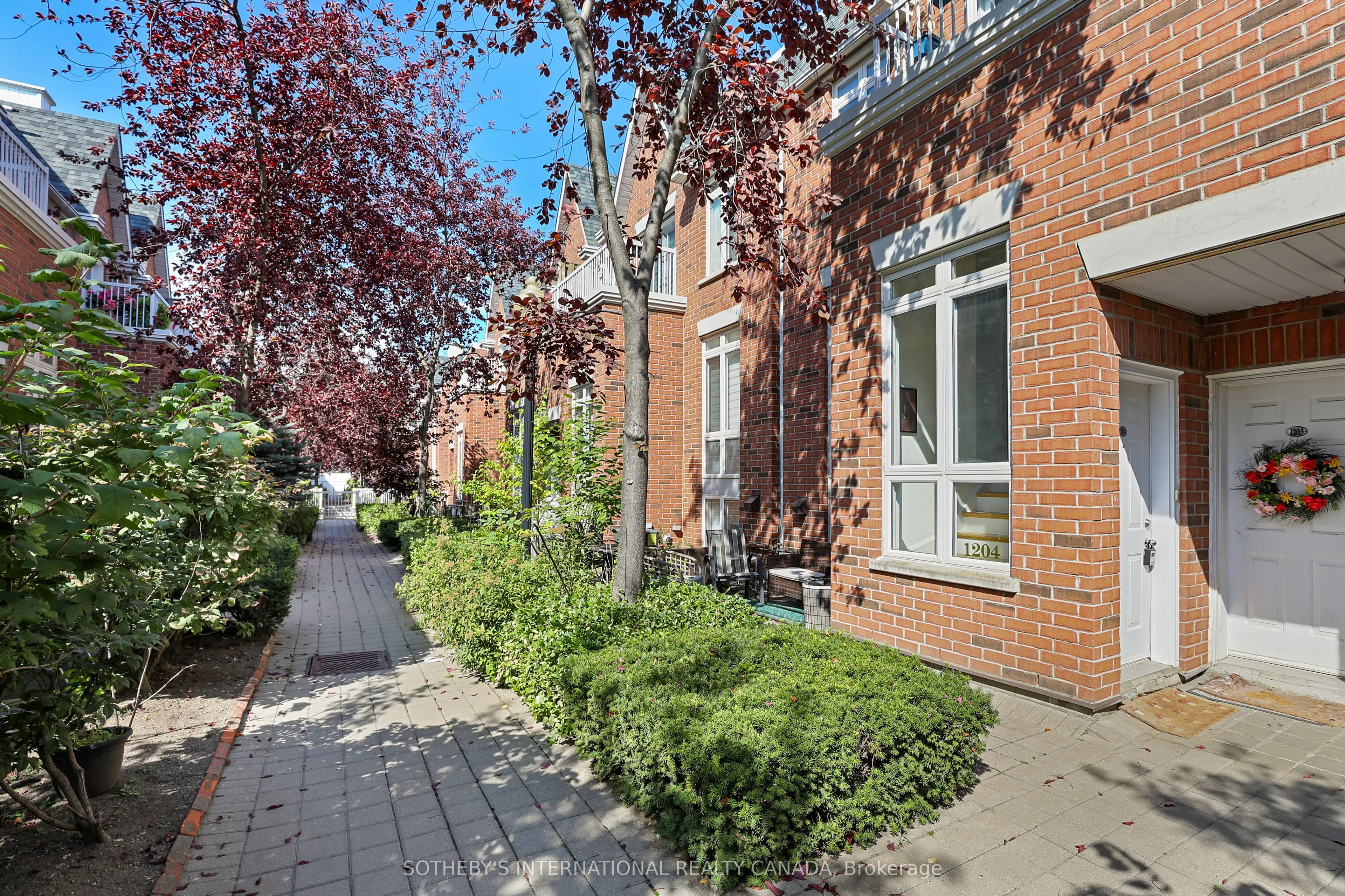 12 Sudbury Street, #1204