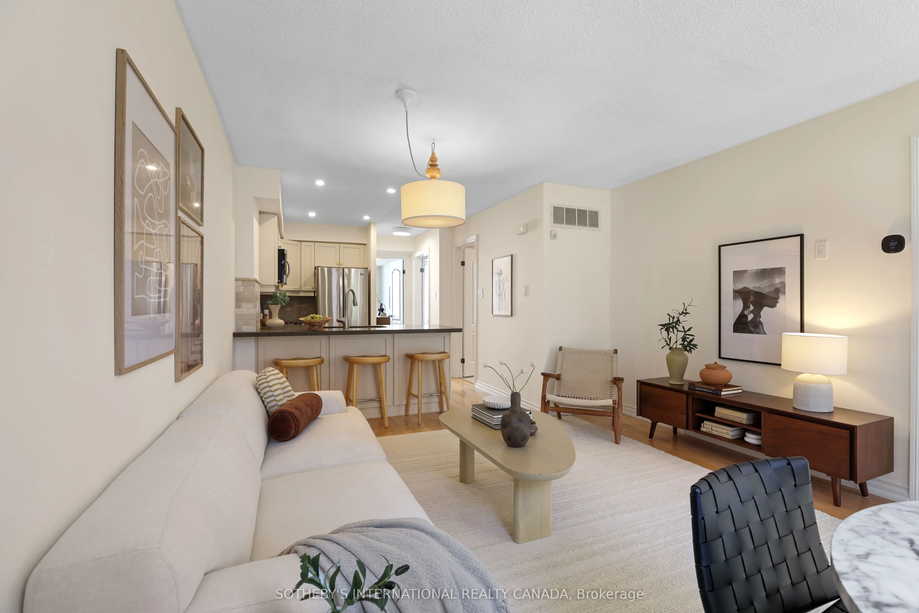12 Sudbury Street, #1204