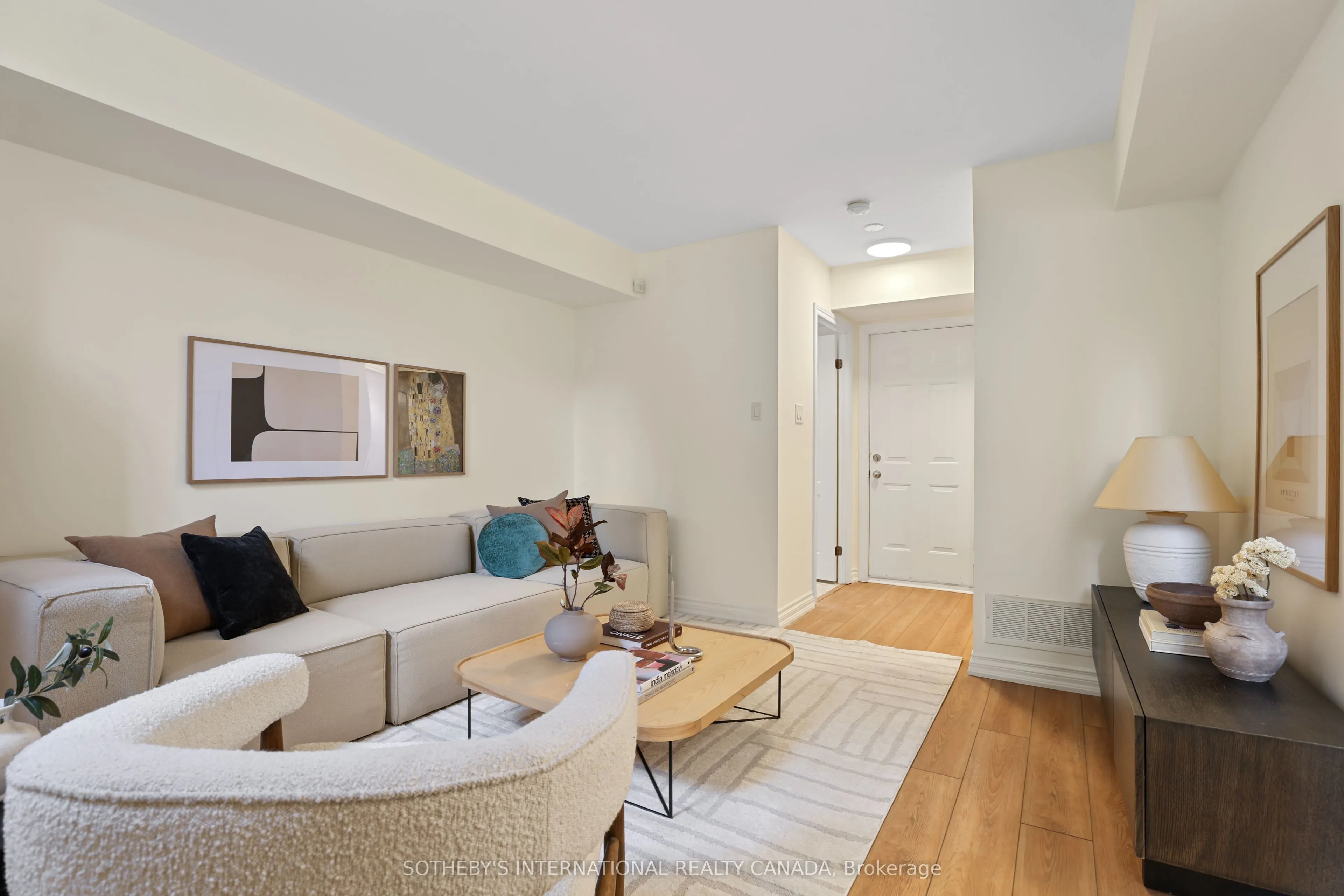 12 Sudbury Street, #1204