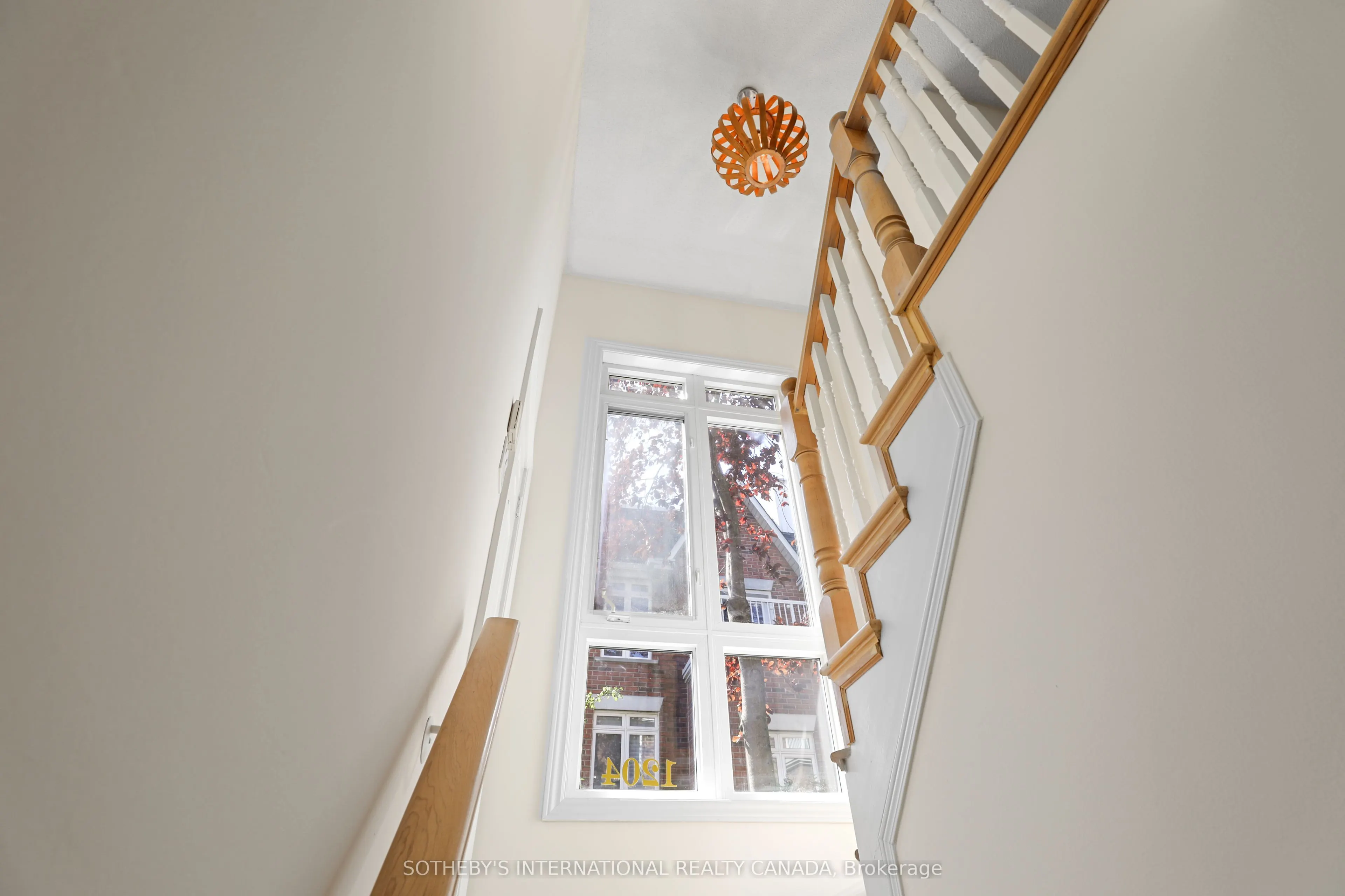 12 Sudbury Street, #1204