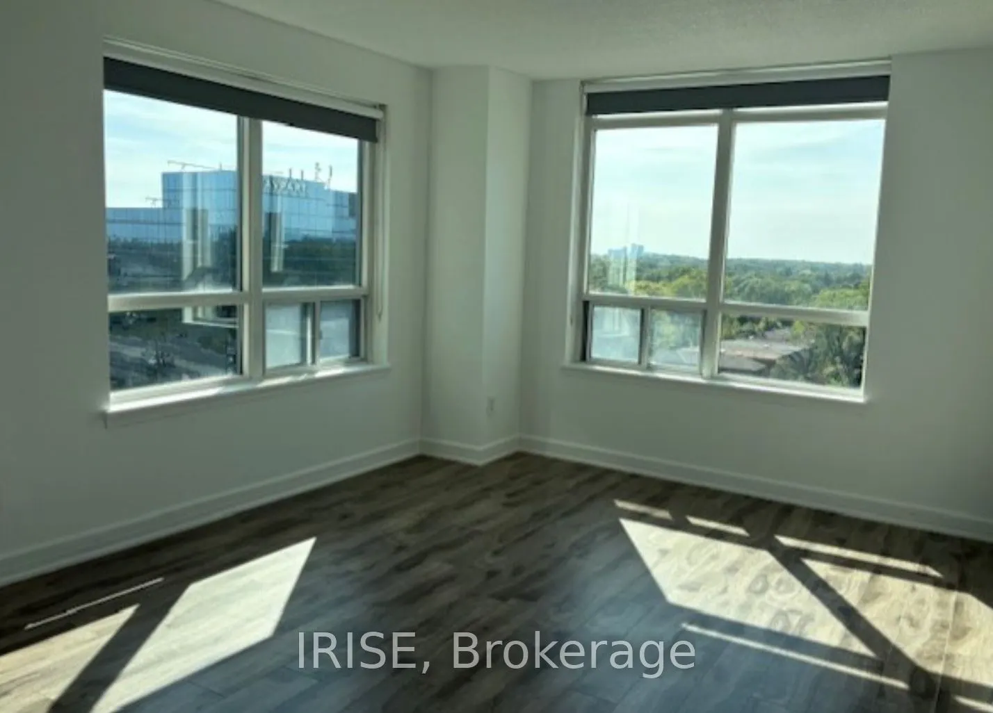 18 Harrison Gardens Boulevard, #810