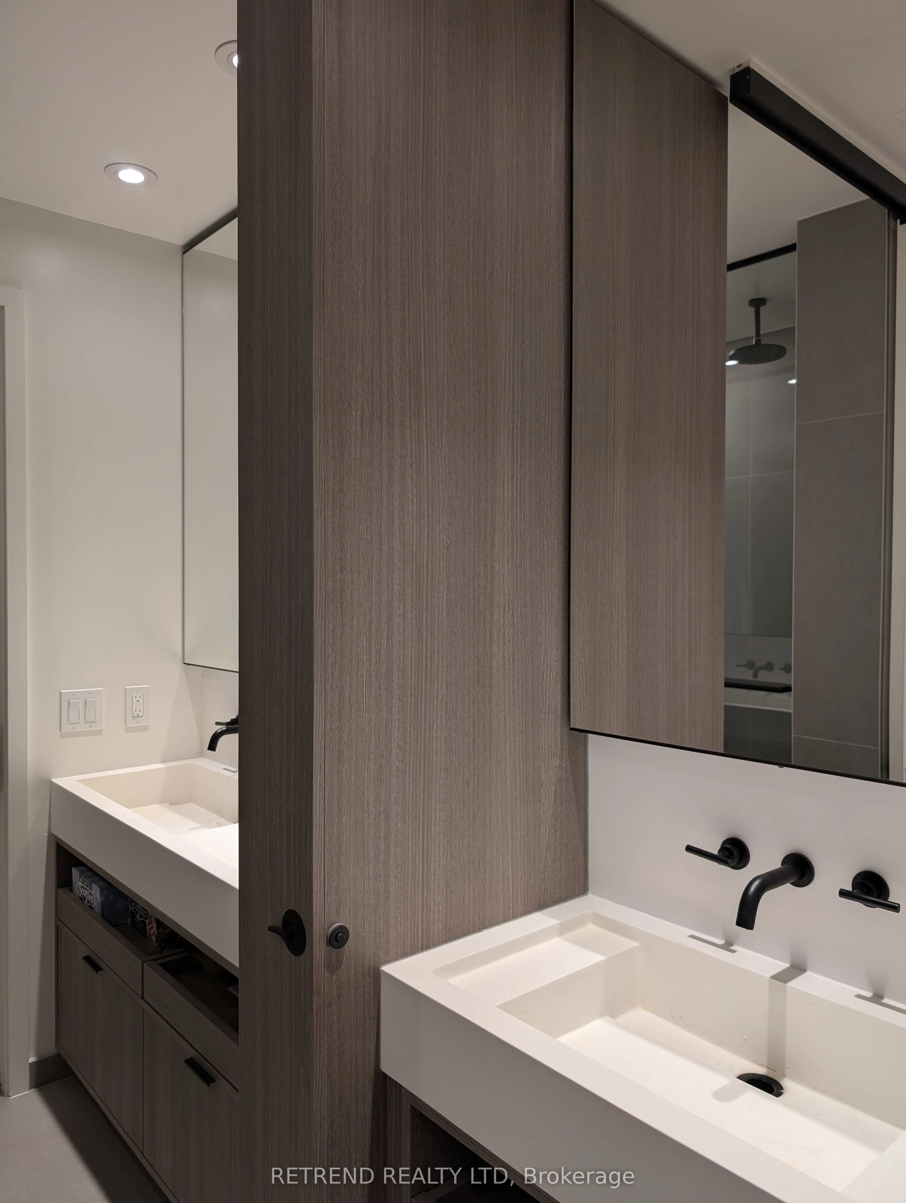 55 Charles Street E, #1402