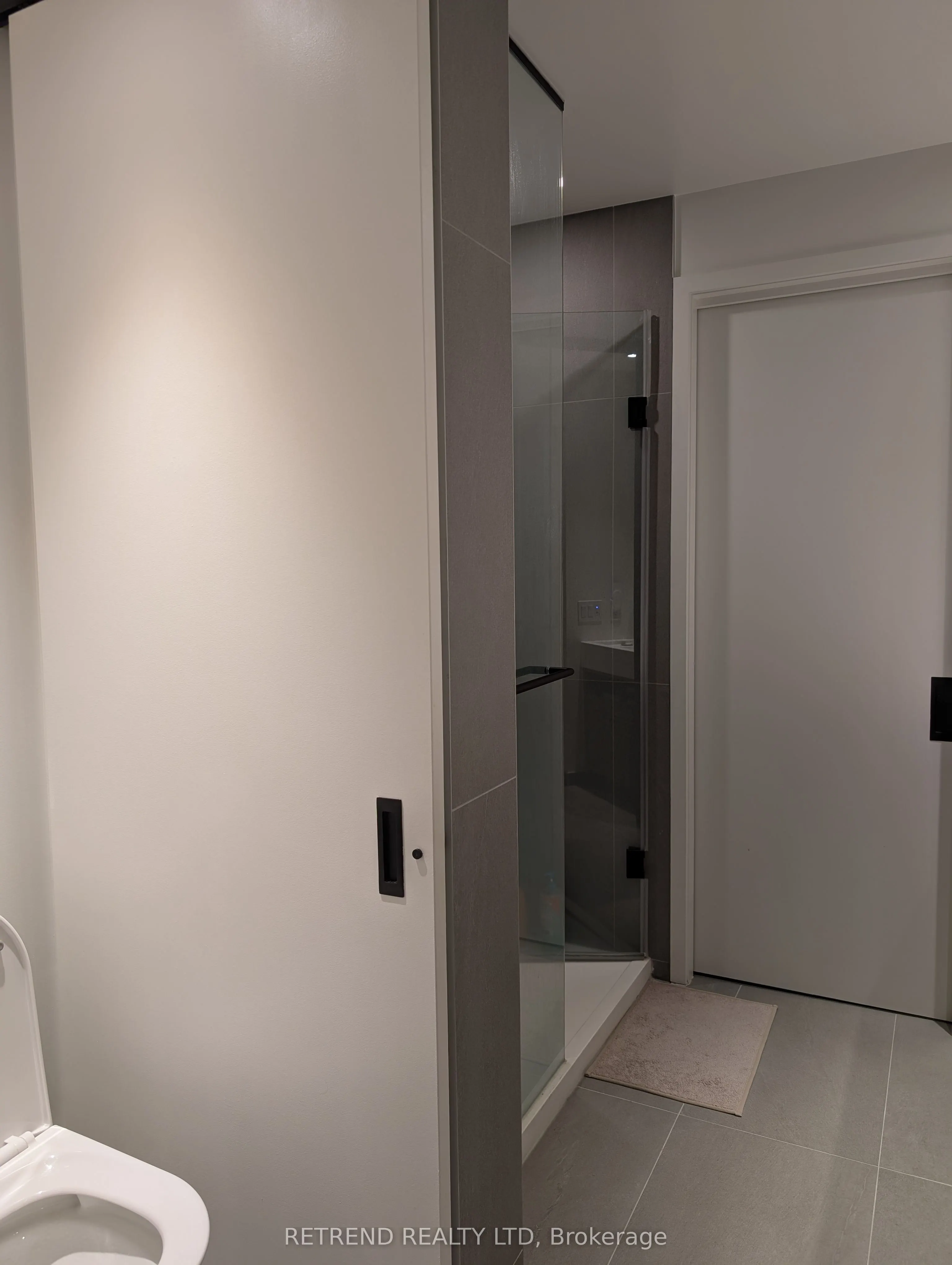 55 Charles Street E, #1402