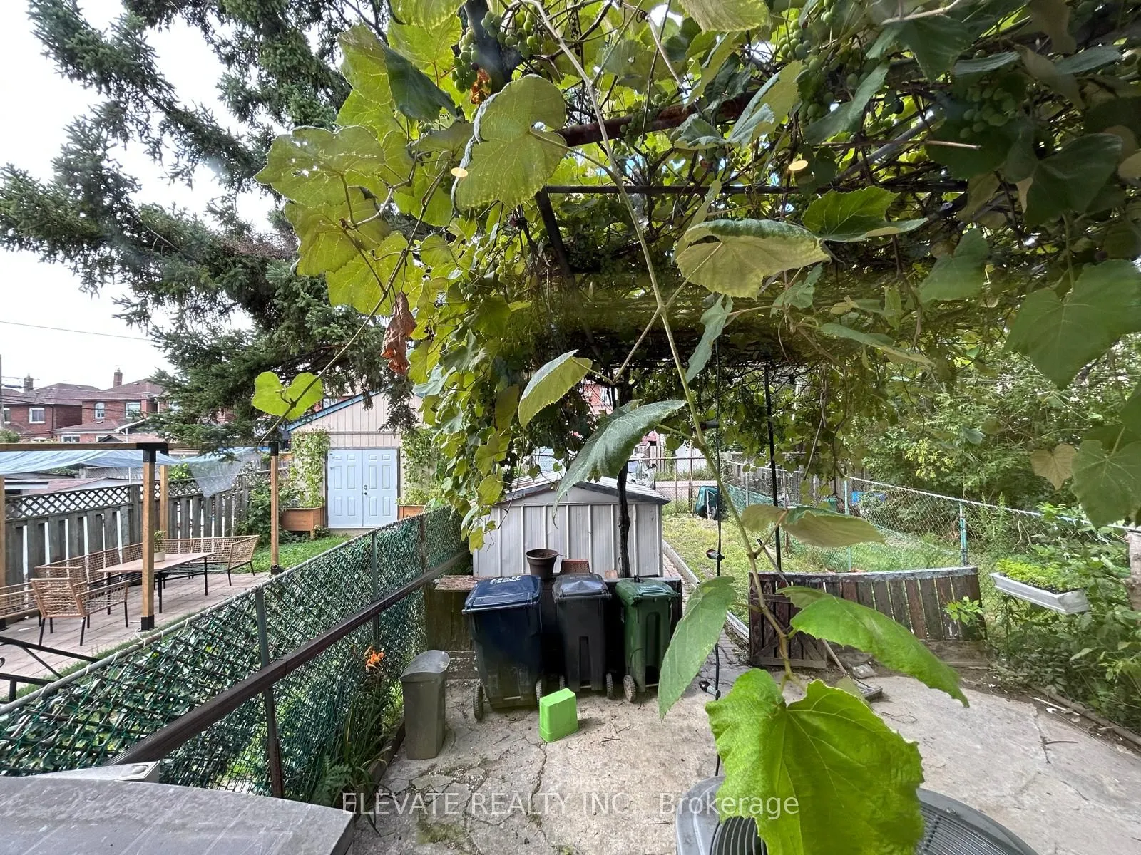 8 Amherst Avenue
