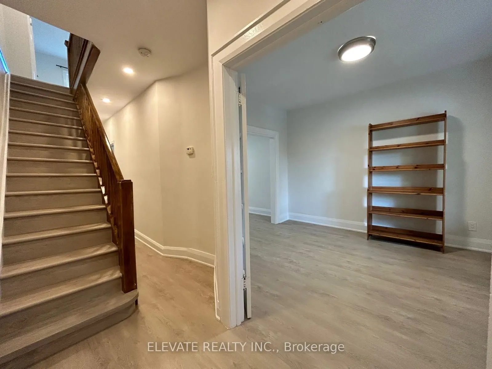 8 Amherst Avenue