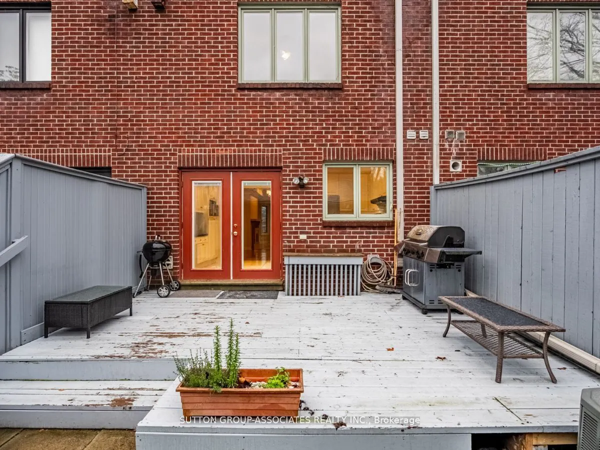 26 Bridgman Avenue
