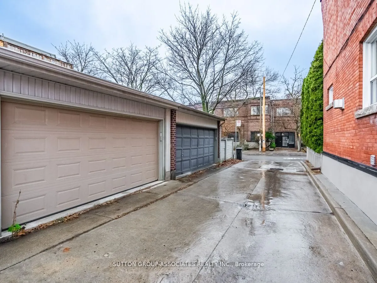26 Bridgman Avenue