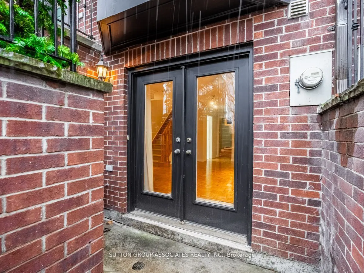 26 Bridgman Avenue