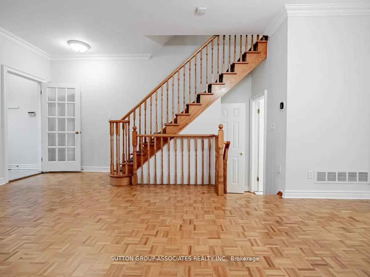26 Bridgman Avenue