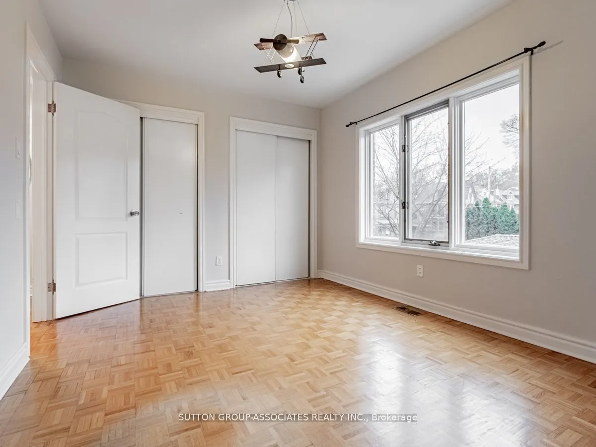 26 Bridgman Avenue