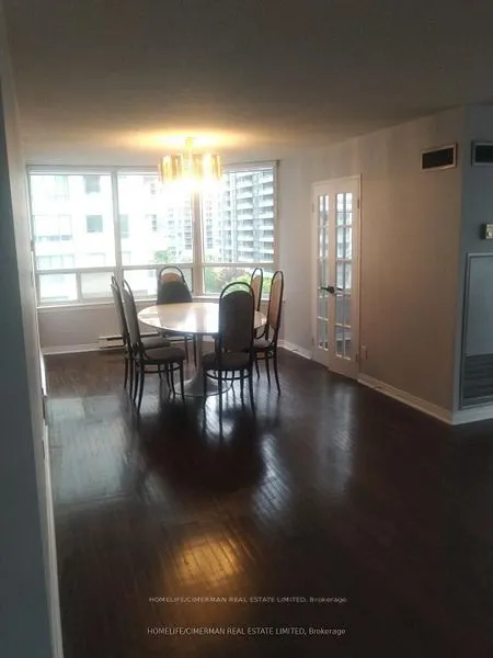 30 Greenfield Avenue, #604