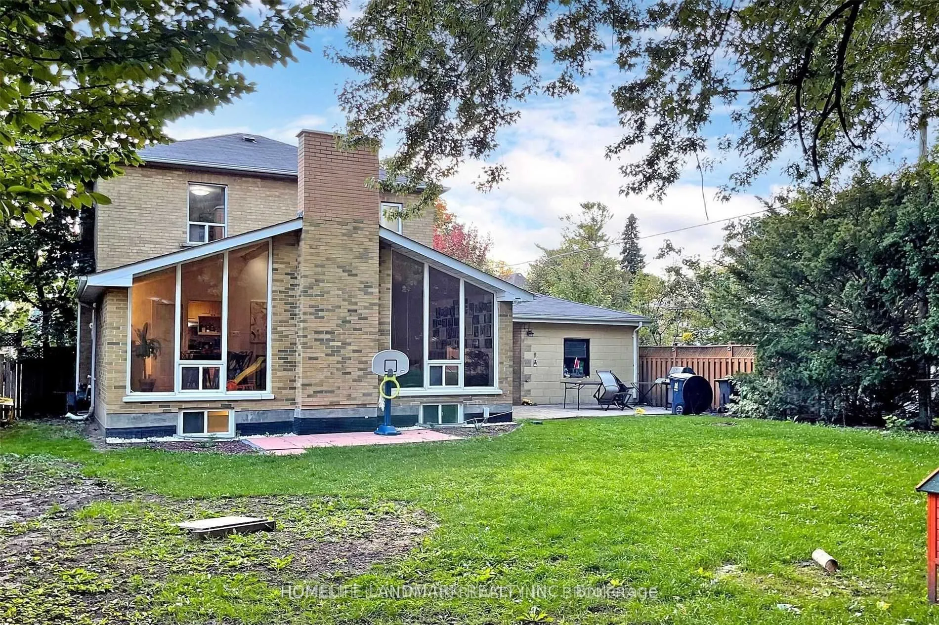 169 Highgate Avenue