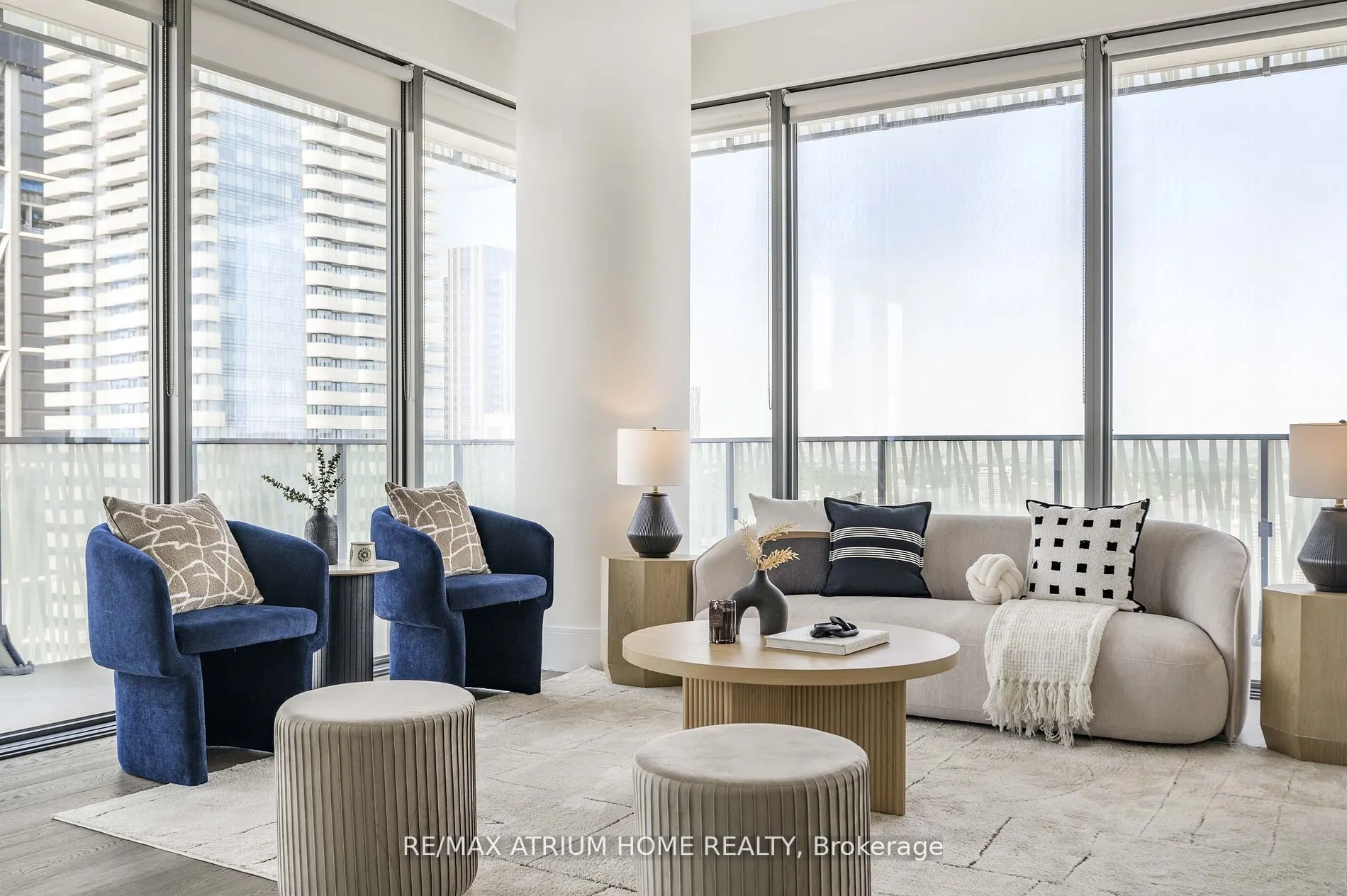 42 Charles Street E, #PH 5305