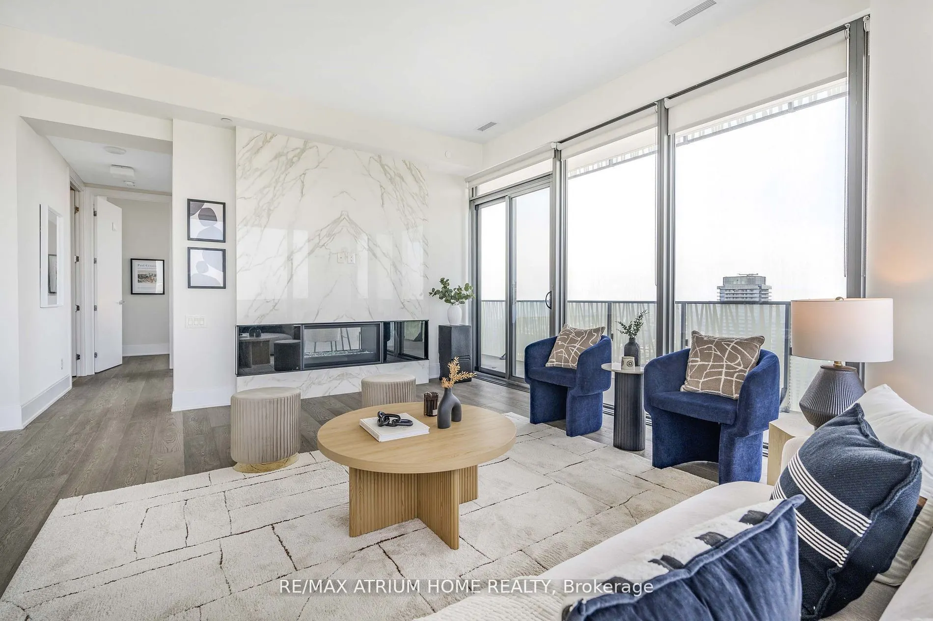 42 Charles Street E, #PH 5305