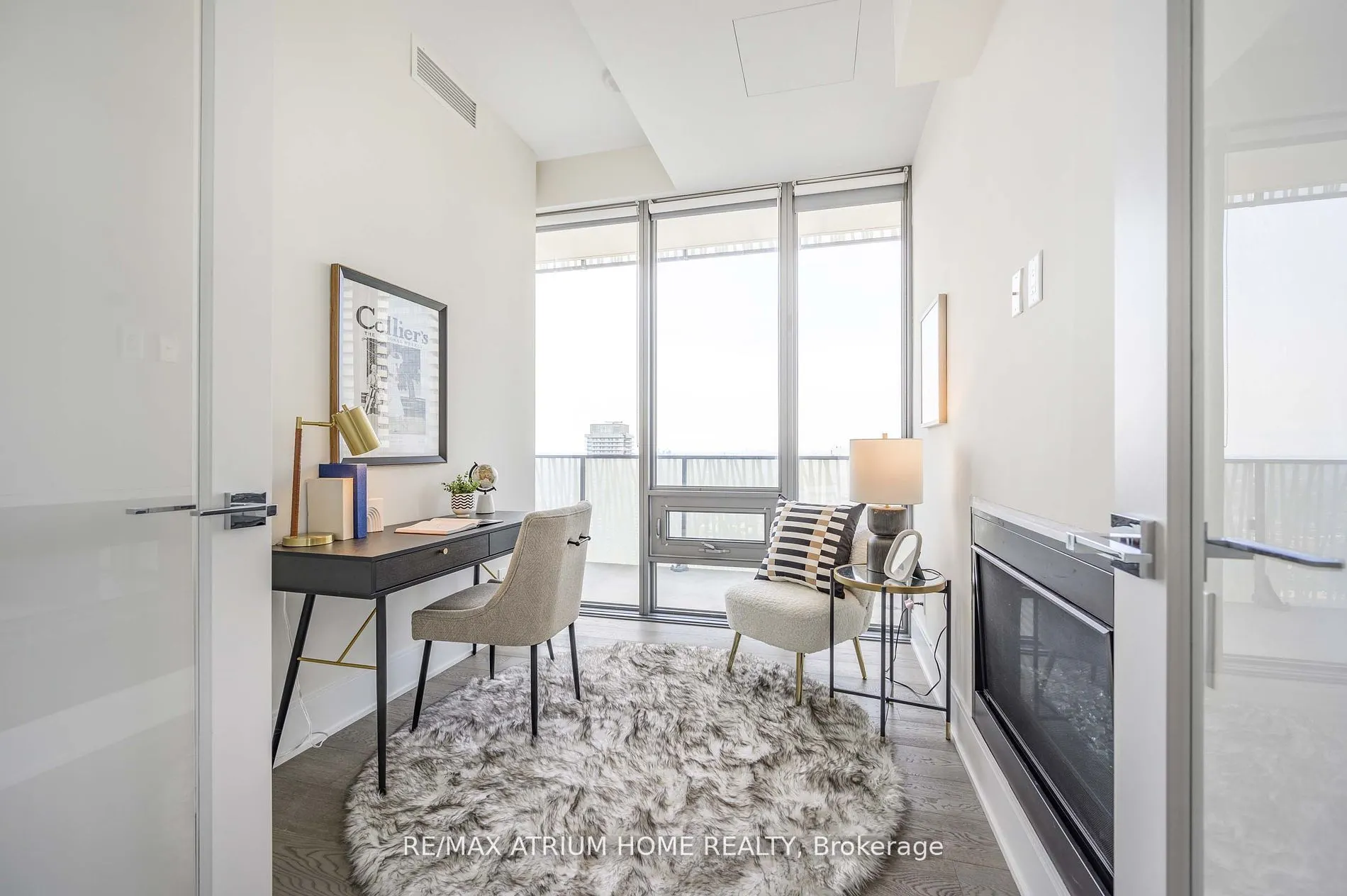 42 Charles Street E, #PH 5305