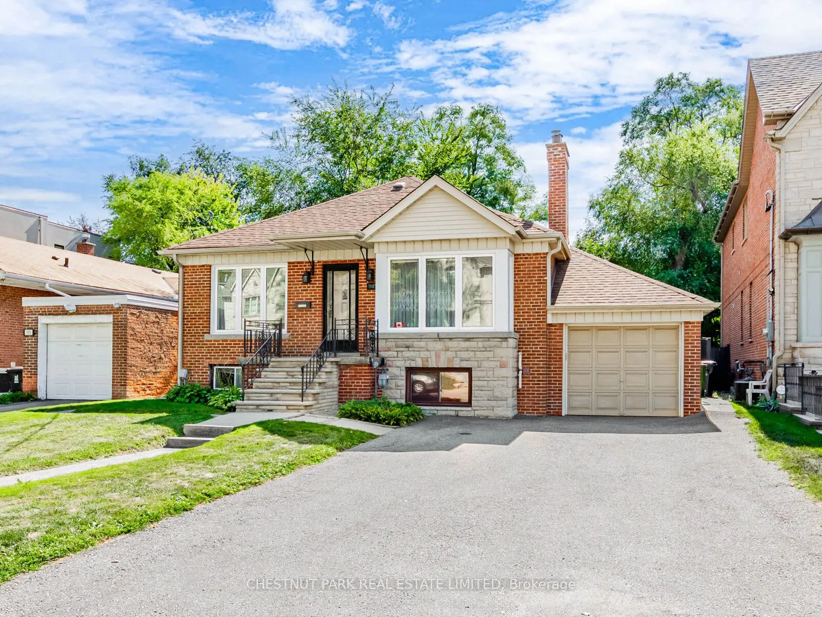 397 Cortleigh Boulevard