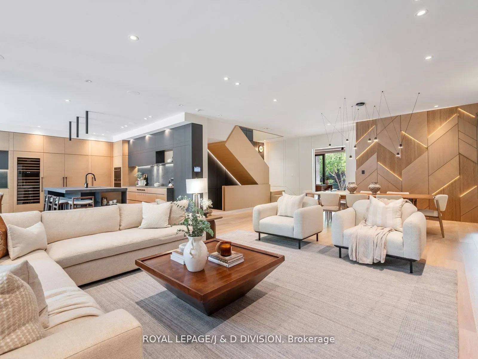 5 Fidelia Avenue