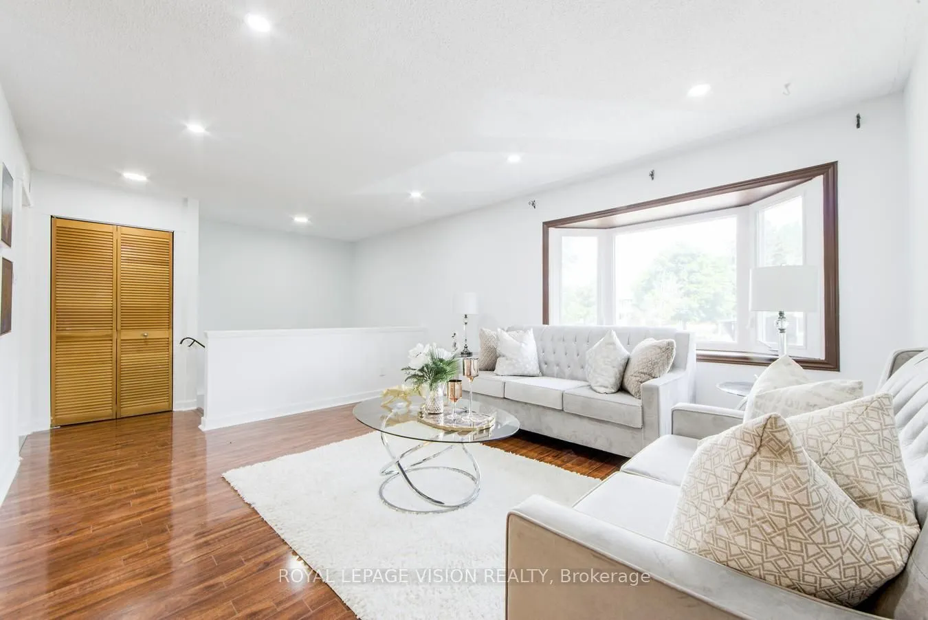 127 Freshmeadow Drive
