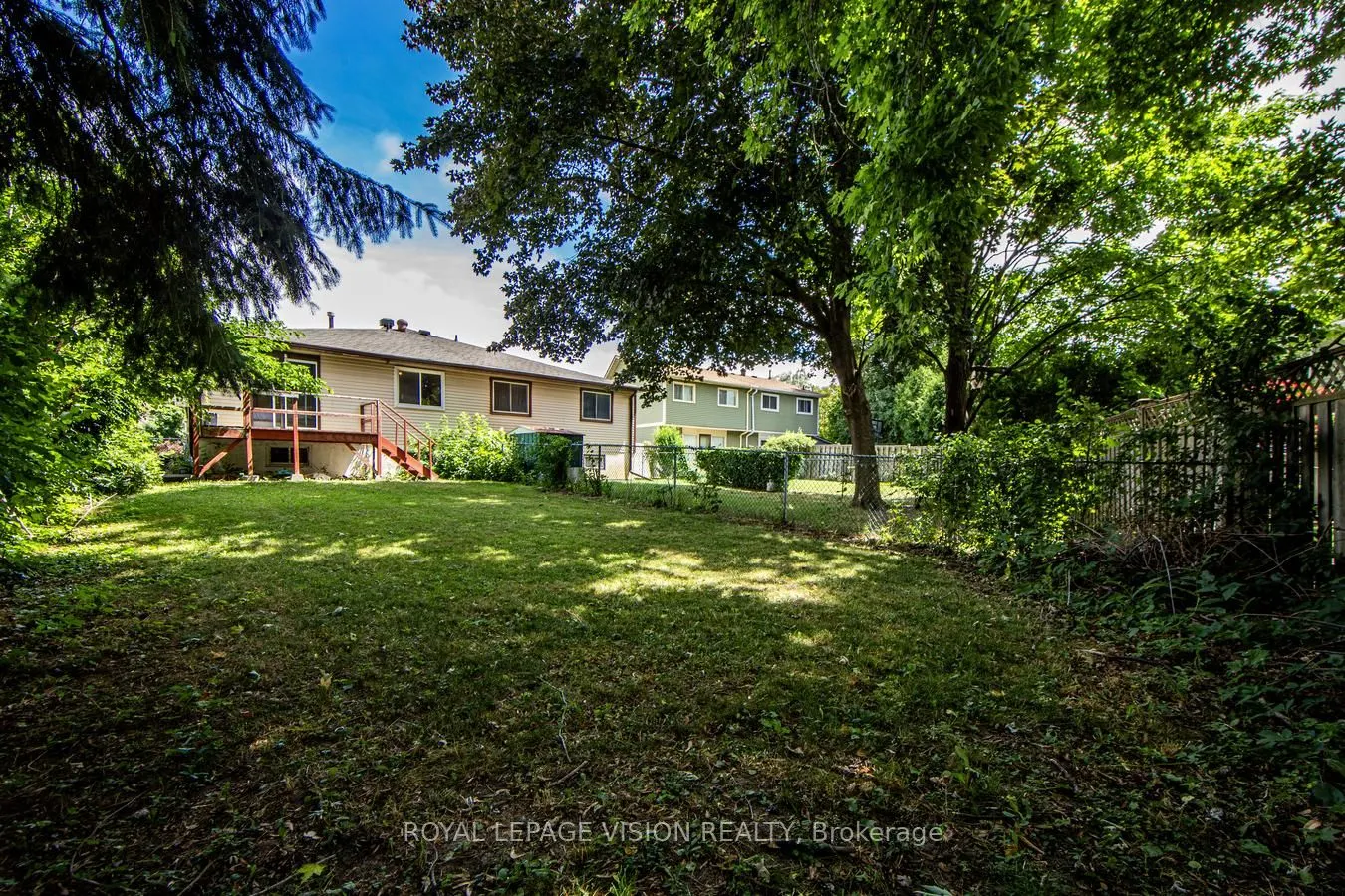 127 Freshmeadow Drive