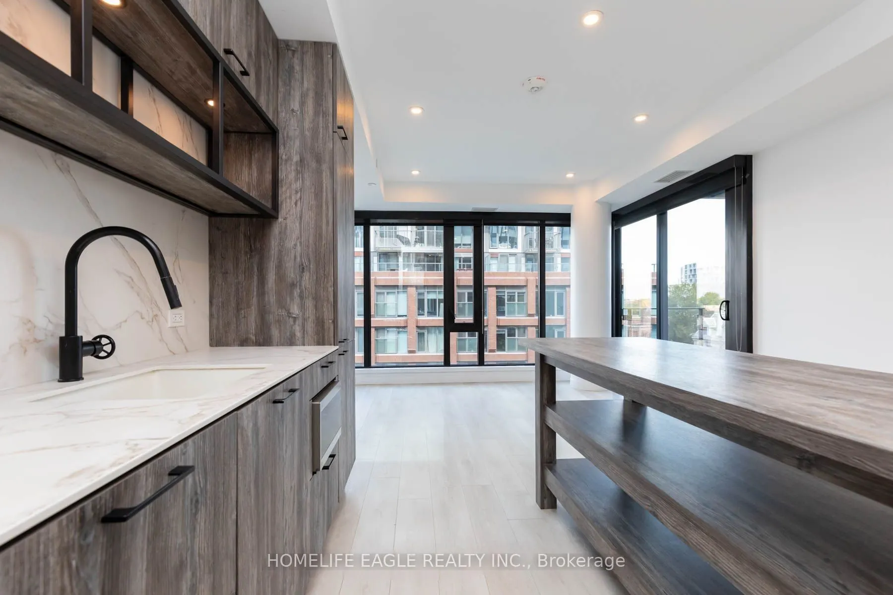 505 Richmond Street W, #514