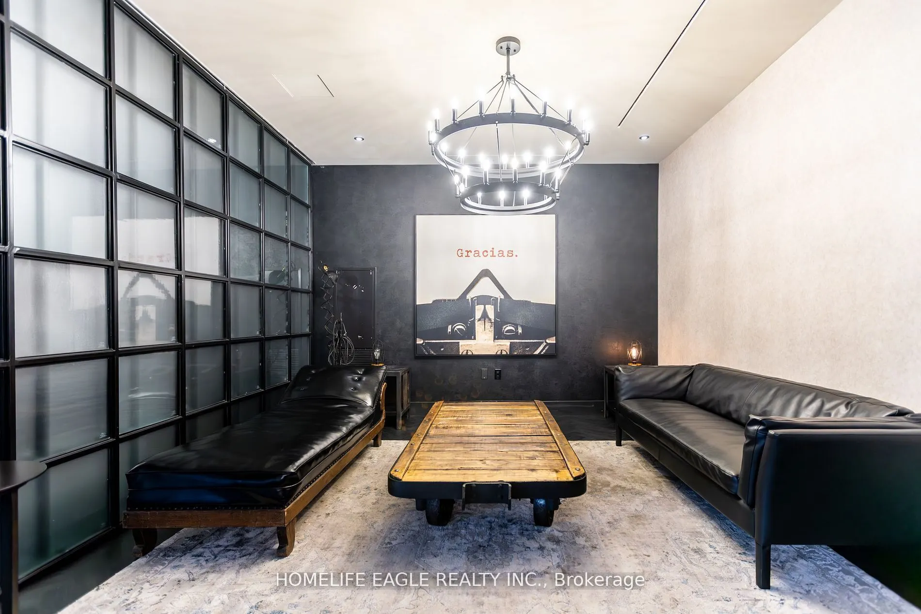 505 Richmond Street W, #514