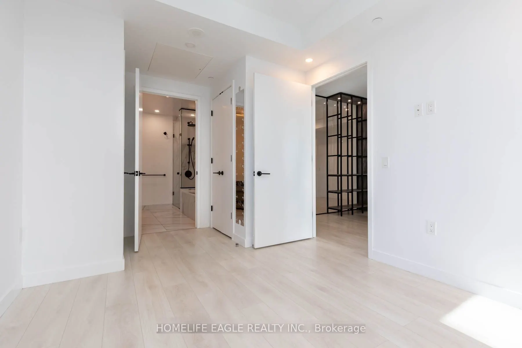 505 Richmond Street W, #514