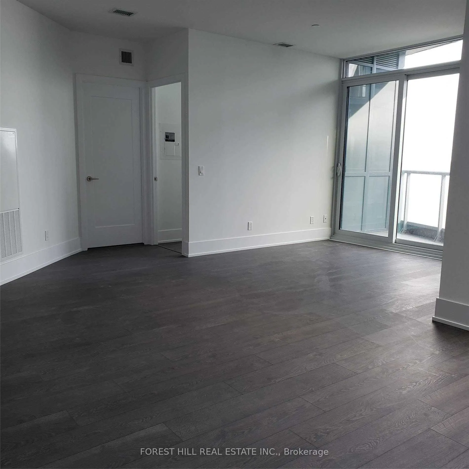 1 Edgewater Drive, #915
